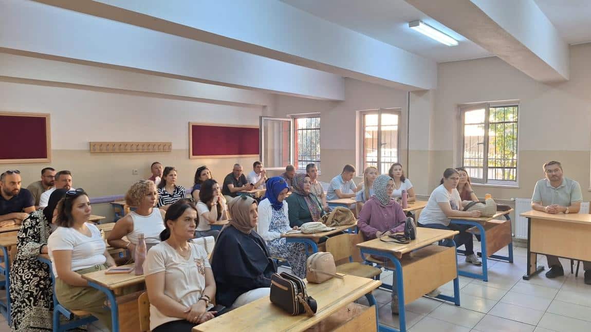 2025-2026 Eğitim Öğretim Yılı Seminer Çalışmalarıyla Başladı
